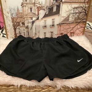 Nike Dri Fit Black Shorts XL